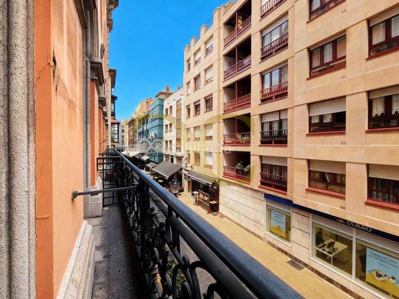 Foto 51e52305-8f97-4213-823b-e81bb6b4836b. Appartement mit heizung in Centro Gijón