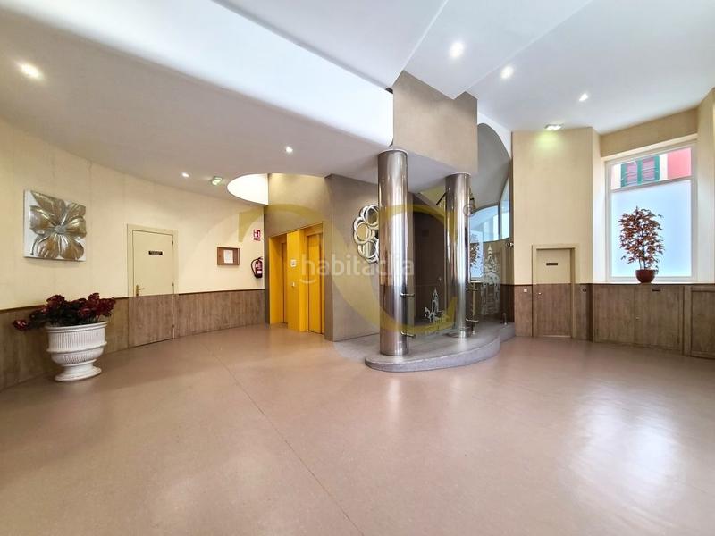 Foto 92fe2f6d-5e99-4bf6-b5db-5a2484bfe79d. Appartement mit heizung in Centro Gijón