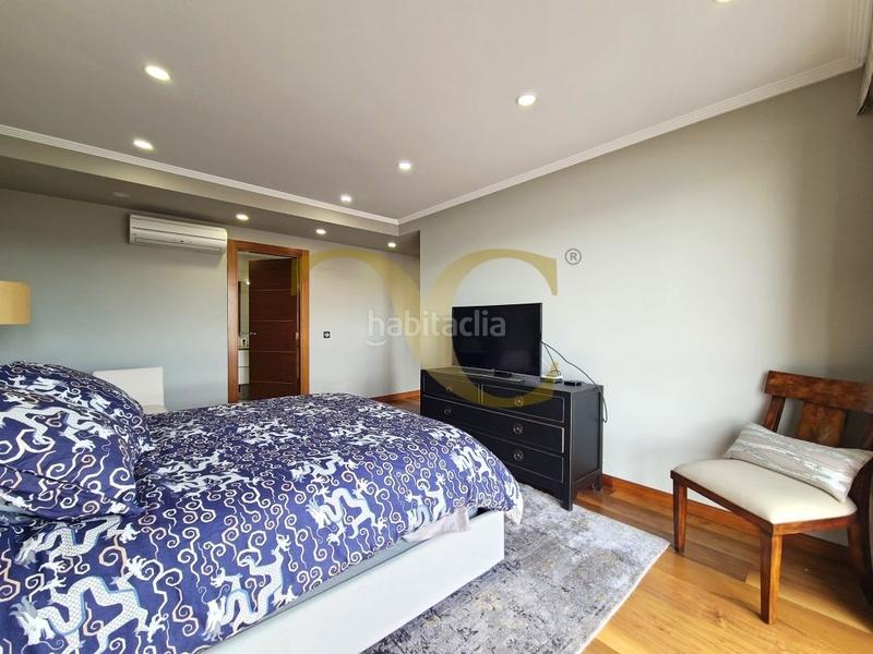 Foto 535133e9-eae8-417c-99e5-fc5066ff6f3c. Pis amb calefacció aparcament a Centro Gijón