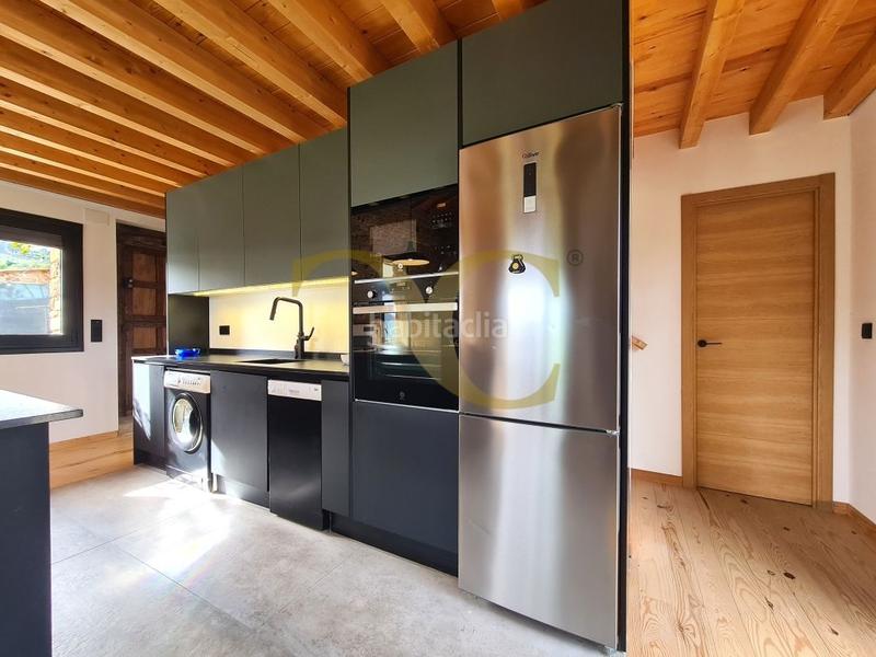 Foto 13bbcab8-c8bf-4aba-a415-d9412801673b. Casa con riscaldamento parcheggio in Quintes - Arroes Villaviciosa