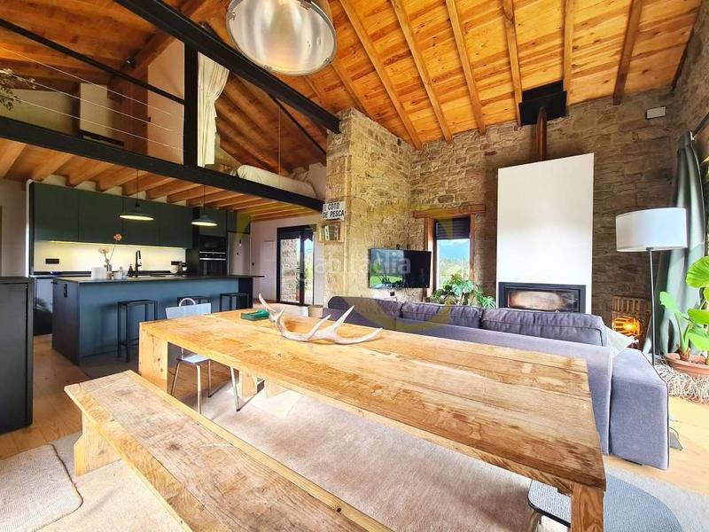 Foto 1cb03e99-2bb7-4f64-bd15-7f764f3a1966. Casa con riscaldamento parcheggio in Quintes - Arroes Villaviciosa