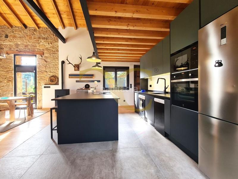 Foto 745eed80-c4f8-4970-b053-264a7fbce1e4. Casa con riscaldamento parcheggio in Quintes - Arroes Villaviciosa