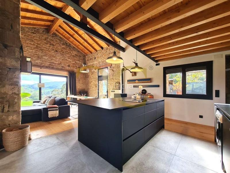 Foto 798e8895-e3cc-4aed-a2bd-b64903080910. Casa con riscaldamento parcheggio in Quintes - Arroes Villaviciosa