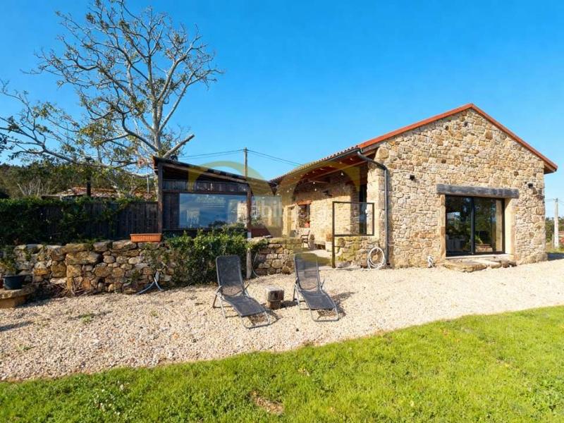 Foto e53fa630-ff5f-426b-a4cb-f4e61eb2bf8c. Casa con riscaldamento parcheggio in Quintes - Arroes Villaviciosa