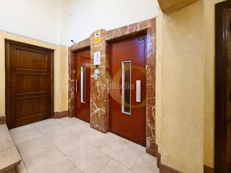 Foto 98570a05-1771-452b-9854-b80519cbbfc2. Appartement avec chauffage dans Parque San Francisco - Uría Oviedo