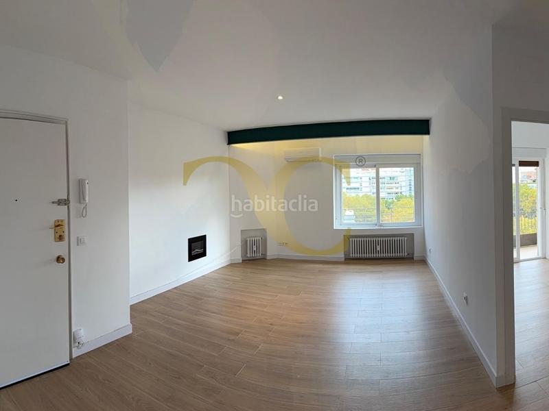 Foto 41f4ee1b-4786-4dea-b40c-4b662a9d1987. Miete etagenwohnung mit heizung in Nueva España Madrid