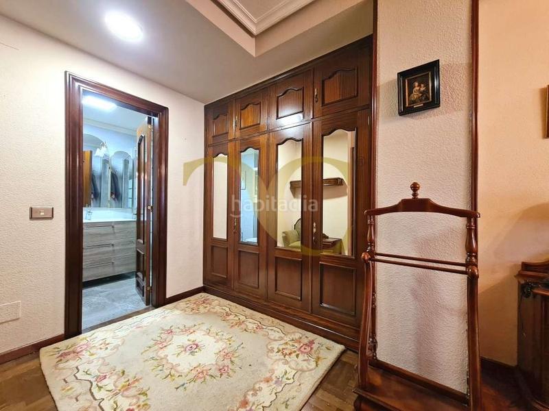 Foto 243d81c6-b75a-4aef-9229-d967abb38d2d. Etagenwohnung mit heizung in Centro Gijón