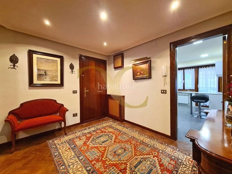 Foto 561a6664-d0f8-40fe-942d-a76a93eeac8a. Etagenwohnung mit heizung in Centro Gijón