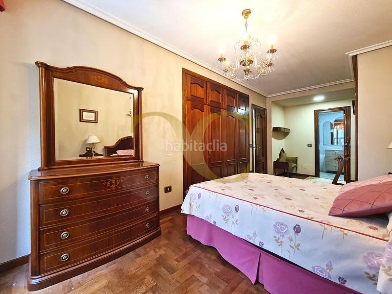 Foto 60c01370-7f4f-4f3d-af9e-34d0b5ad1b67. Etagenwohnung mit heizung in Centro Gijón