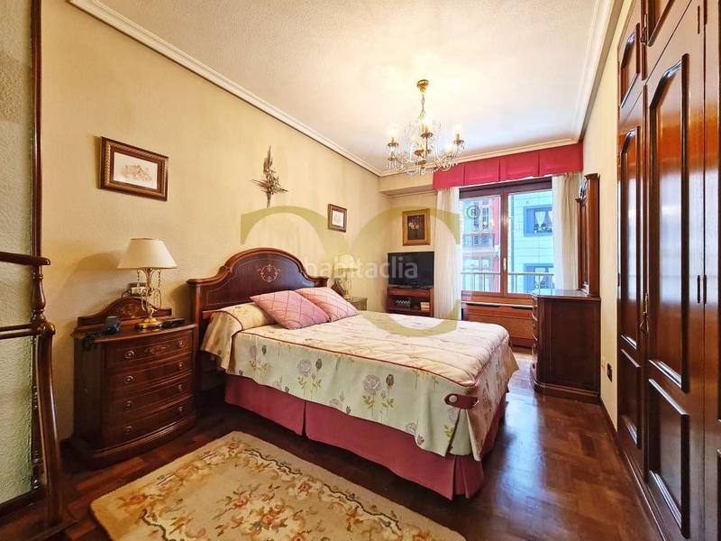 Foto 8c2c6579-5fdb-478a-a149-cd9b07b10bdd. Etagenwohnung mit heizung in Centro Gijón