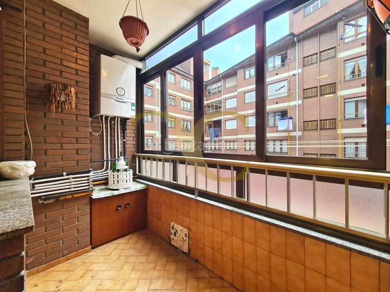 Foto aa84a1cc-3f78-4268-b2a3-f063f3530abb. Etagenwohnung mit heizung in Centro Gijón