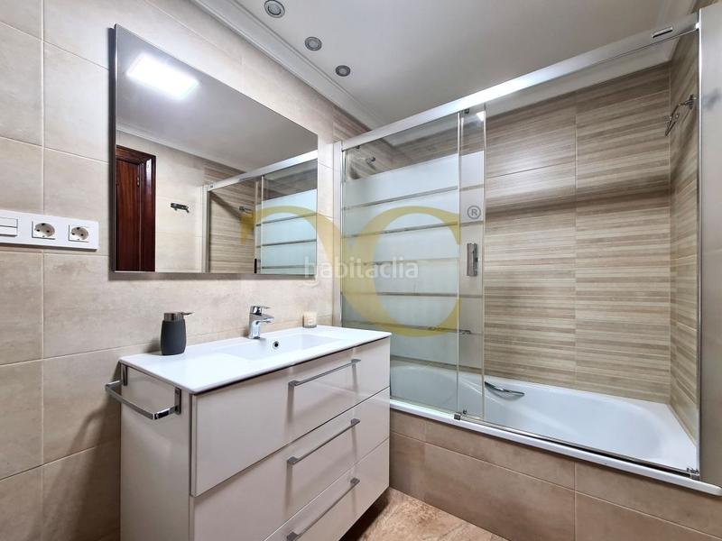 Foto b9bfcf4e-75ea-4e93-8a3e-ee433899484a. Etagenwohnung mit heizung in Centro Gijón