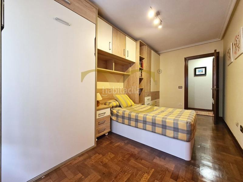 Foto d335eb1b-582e-46bd-8cc9-675684ea8ae6. Etagenwohnung mit heizung in Centro Gijón