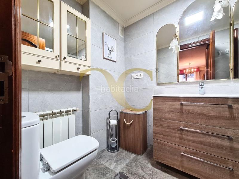 Foto e3c253bf-02c2-4166-892f-2690226da967. Etagenwohnung mit heizung in Centro Gijón