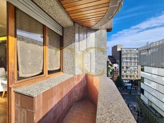 Location Appartement  Calle gil de jaz. Estupendo piso en pleno centro de oviedo.