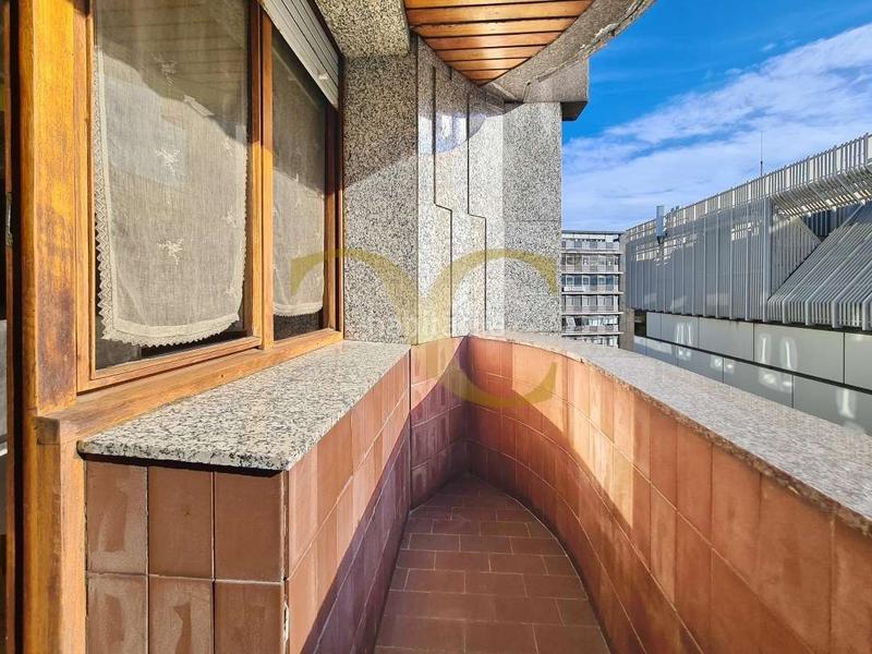 Foto ec2f7453-cb7f-476f-8d65-7fa96c938104. Miete etagenwohnung mit heizung in Parque San Francisco - Uría Oviedo