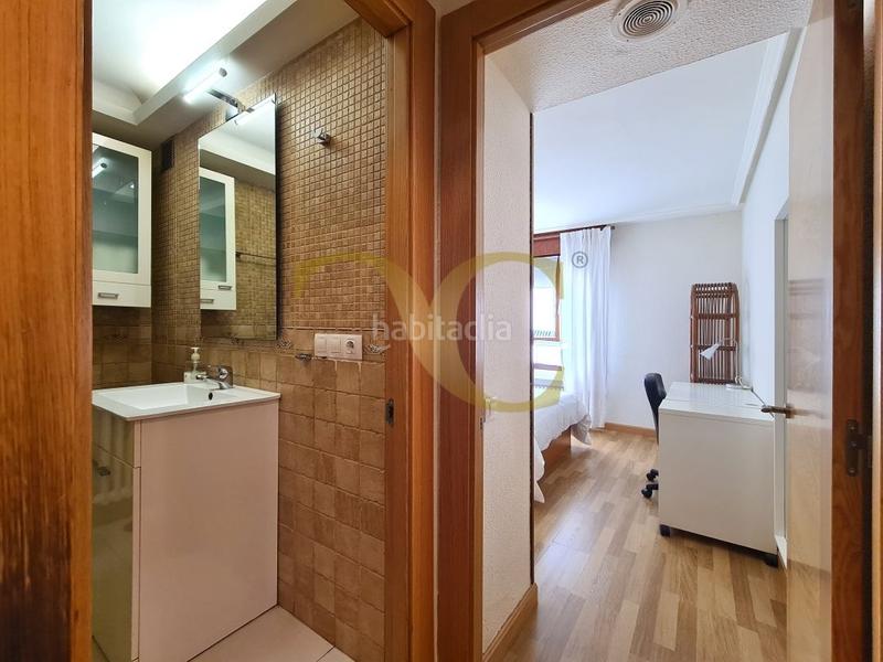 Foto d7d6f5b2-741c-4ed8-9422-9cf5f1175a94. Rent flat with heating in Parque San Francisco - Uría Oviedo