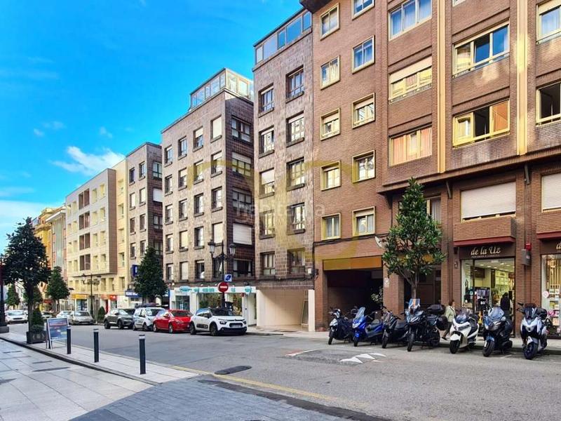 Foto fb3ee6dc-fb64-46b2-8a41-8ab47759a547. Pis amb calefacció a Auditorio - Seminario - Parque de Invierno Oviedo