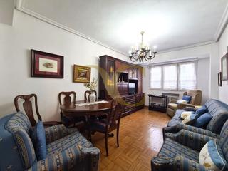 Pis  Avenida cristo de las cadenas. Acogedor piso en el cristo.