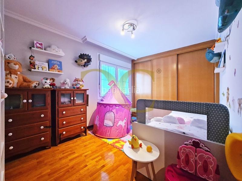 Foto 19643d52-d717-48cb-90b1-8d15f7bd2009. Appartement avec chauffage parking dans Montevil Gijón