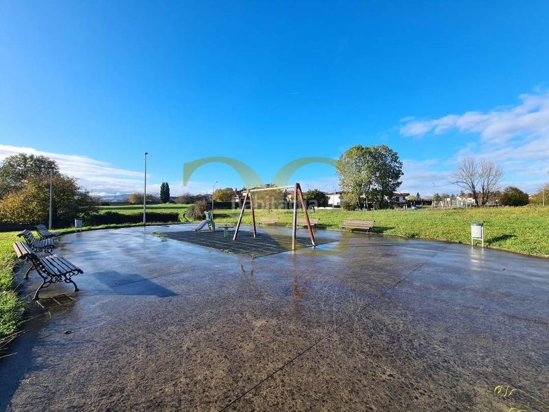 Foto 083fc153-fd33-4bb3-8ae8-259e9675a3a8. Semi detached house with heating in Noreña