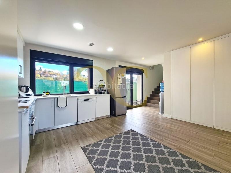 Foto 0f1499b7-0707-4dab-83b9-9a0331588ff2. Semi detached house with heating in Noreña