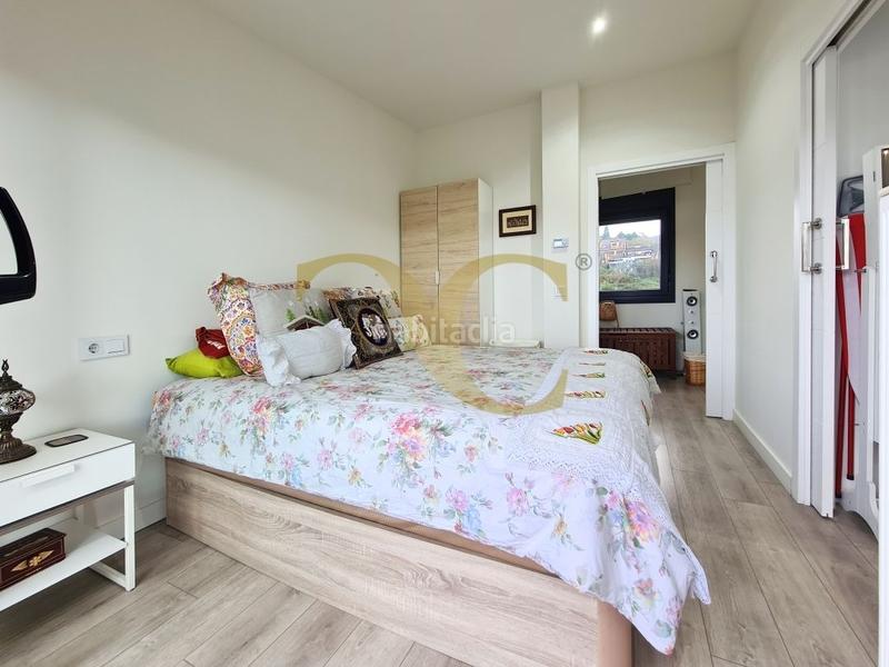 Foto 15e2cc7e-2b60-41ab-9251-4ee50247b0d4. Semi detached house with heating in Noreña