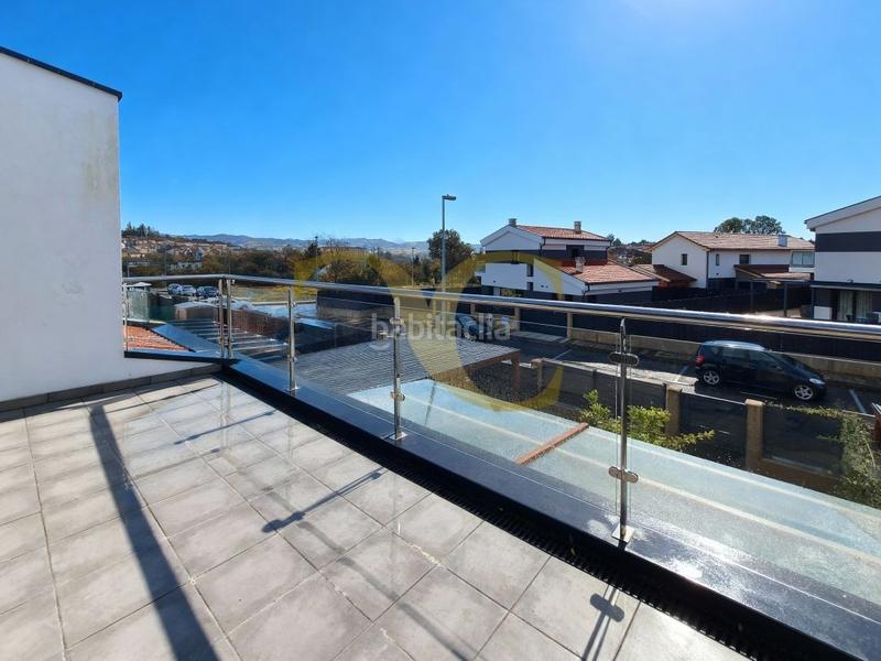 Foto 2941898c-269d-4b17-ae14-74c87ea7259b. Semi detached house with heating in Noreña