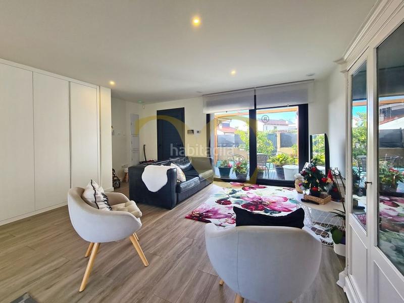 Foto 85dfb94b-92d2-4338-bcff-c76d6815e629. Semi detached house with heating in Noreña