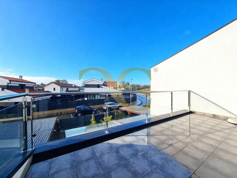 Foto 97794e81-8379-4842-a4cd-e3b77ac698a2. Semi detached house with heating in Noreña