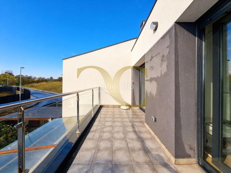 Foto c6a28d56-fc1a-46f4-a809-d6a0373f4aaf. Semi detached house with heating in Noreña