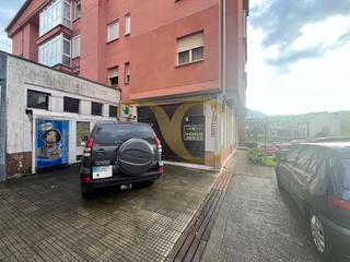 Locale commerciale  Calle les palmeras. Oportunidad local en el centro de colunga