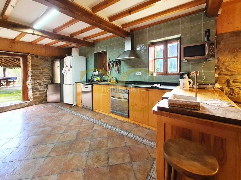 Foto 368d6371-6f31-4c23-8d9e-b0210eafb065. Xalet amb aparcament a Valdés