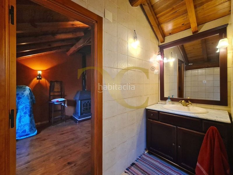 Foto 7febf1fb-27a3-4697-b45e-8044c9ac780e. Xalet amb aparcament a Valdés