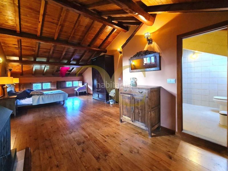 Foto bec2dd56-980d-402b-a14e-7d39e1b36cf3. Xalet amb aparcament a Valdés