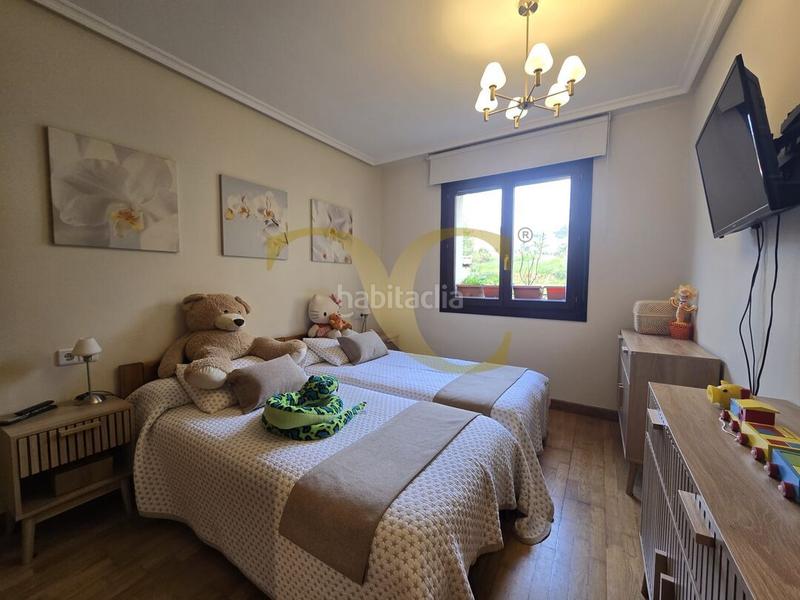 Foto 4793d607-c26e-49d7-82ee-c83b4e22d607. Pis amb calefacció aparcament a Pría-Nueva-Hontoria-Naves Llanes