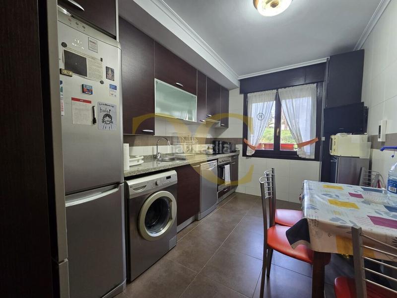 Foto bbb2ca03-bc83-4803-bcc7-7b5ab373d403. Pis amb calefacció aparcament a Pría-Nueva-Hontoria-Naves Llanes