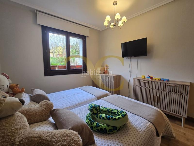 Foto e56cd81d-10ad-43a5-88df-a504786a1404. Pis amb calefacció aparcament a Pría-Nueva-Hontoria-Naves Llanes