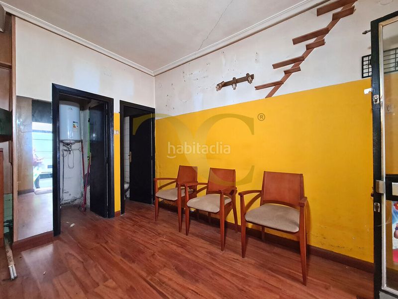Foto 43d7dbe8-3229-464a-9281-21f7685faac4. Local comercial a Laviada Gijón