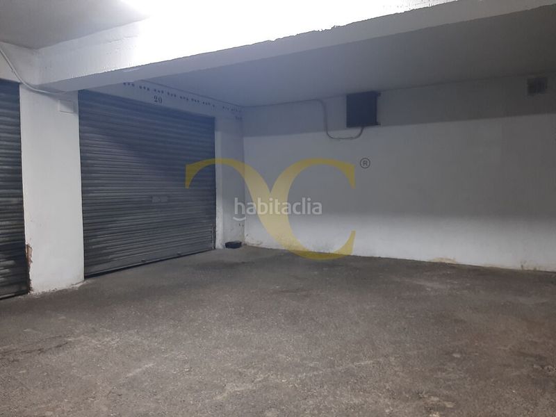 Foto 485603c9-ebe4-423b-a066-8bc865307ef6. Aparcament cotxe a la pola Siero Siero