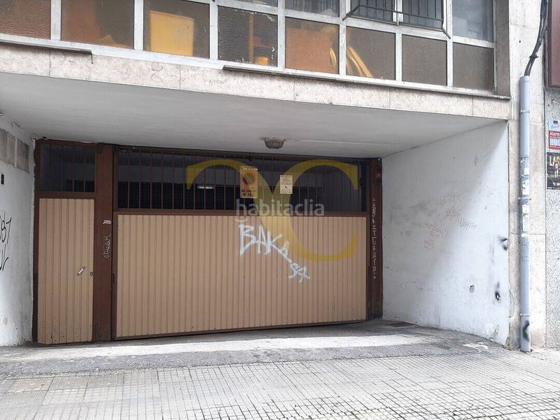 Foto 49f153df-94b5-4429-b167-1c0abe08648d. Aparcament cotxe a la pola Siero Siero