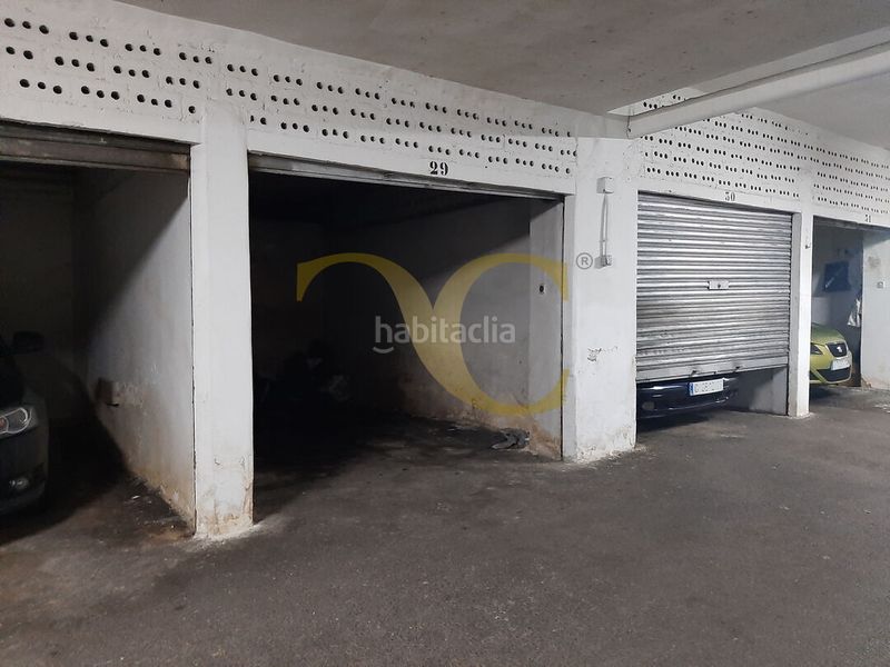Foto 9a0eee4c-f096-4101-9e9c-70b38ce7266b. Aparcament cotxe a la pola Siero Siero