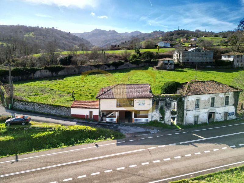 Foto 572b1aec-f5b0-43a1-84b5-85230f0fda9a. Casa amb calefacció aparcament a Piloña