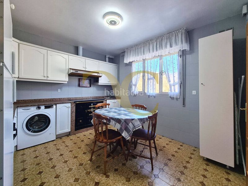 Foto 62d51167-8d62-4c84-8e4a-cb4724be7b57. Casa amb calefacció aparcament a Piloña