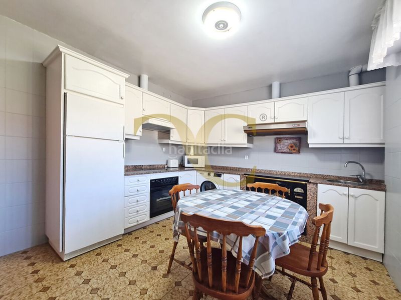 Foto 6761b6c0-af8c-4018-add3-1d0bb2cf5b3b. Casa amb calefacció aparcament a Piloña