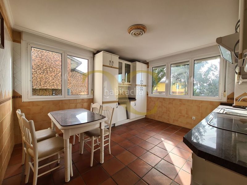 Foto 26bd8a23-e26f-4d21-b09e-b101e4046e07. Casa amb calefacció aparcament a la pola Siero Siero