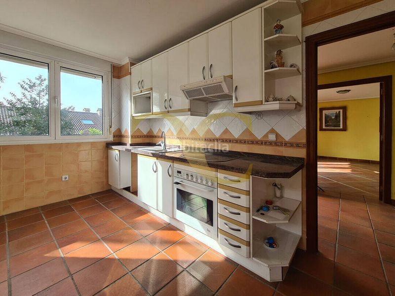 Foto 296e4330-8505-437a-ab0b-81b7ff561023. Casa amb calefacció aparcament a la pola Siero Siero