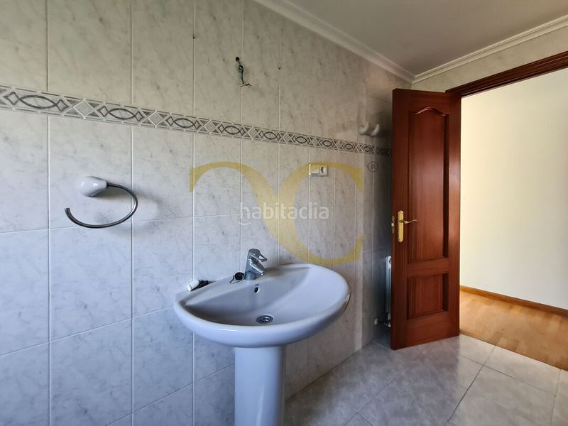 Foto 38aad7bd-01ab-4ce0-98b3-a3dc67699711. Casa amb calefacció aparcament a la pola Siero Siero