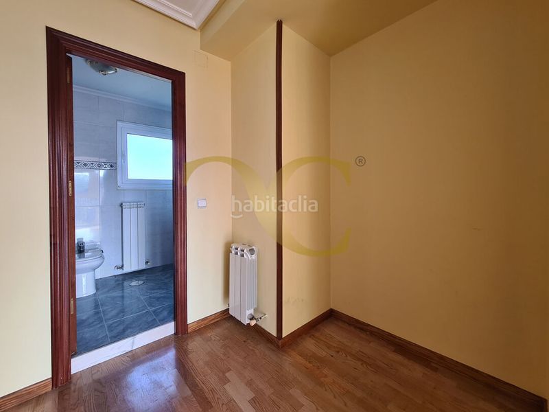Foto 47bab413-f3b6-4924-814c-3e0a36e6b8e0. Casa amb calefacció aparcament a la pola Siero Siero