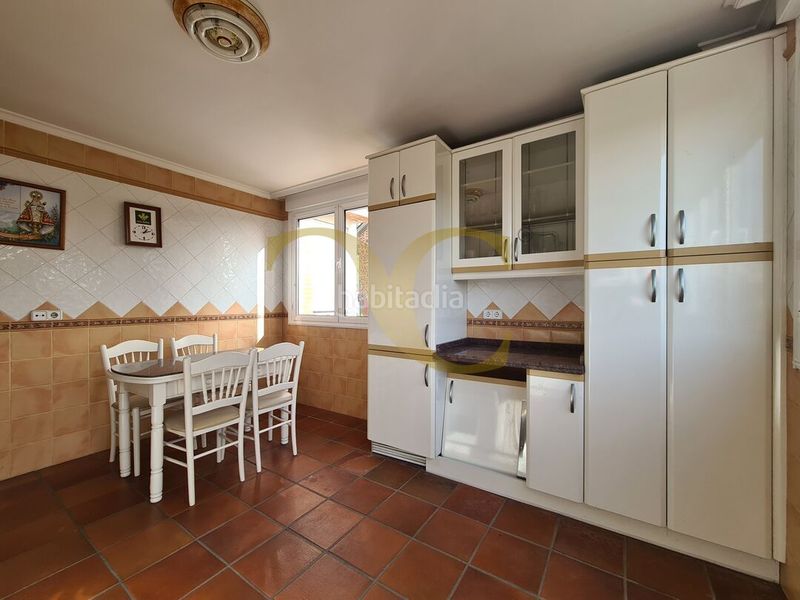 Foto 651d1d78-e5d0-477e-a35c-5345300d2cec. Casa amb calefacció aparcament a la pola Siero Siero